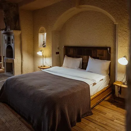Szálloda Seki Cave Hotel, Wake Up To Hot Air Balloons 3*