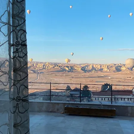 Seki Cave Hotel, Wake Up To Hot Air Balloons Szálloda