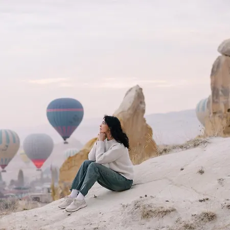 Seki Cave Hotel, Wake Up To Hot Air Balloons