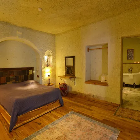 Szálloda Seki Cave Hotel, Wake Up To Hot Air Balloons 3*