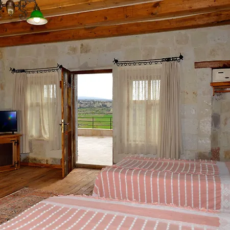 Szálloda Seki Cave Hotel, Wake Up To Hot Air Balloons