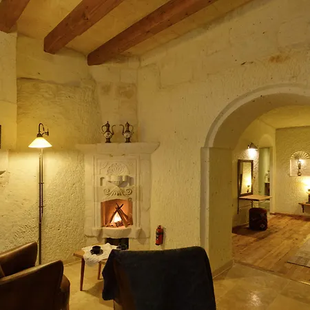 Seki Cave Hotel, Wake Up To Hot Air Balloons 3*