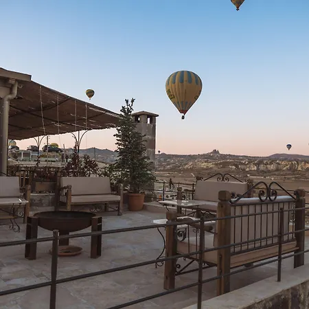 Seki Cave Hotel, Wake Up To Hot Air Balloons Szálloda Göreme