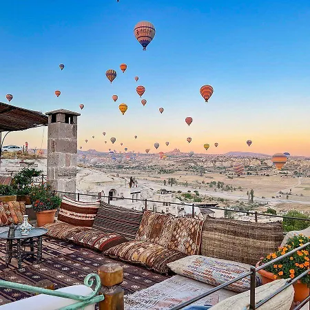 Hotel Seki Cave Hotel, Wake Up To Hot Air Balloons Goreme
