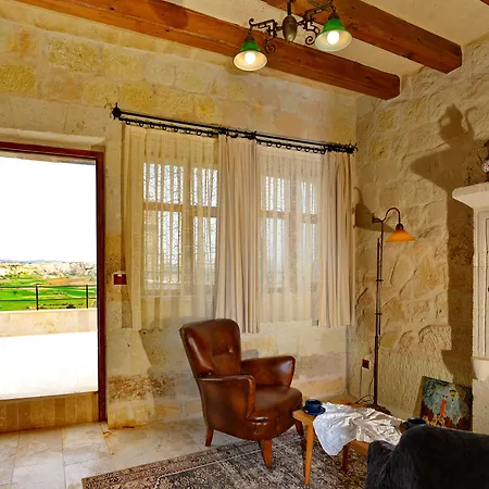Seki Cave Hotel, Wake Up To Hot Air Balloons Hotel Goreme